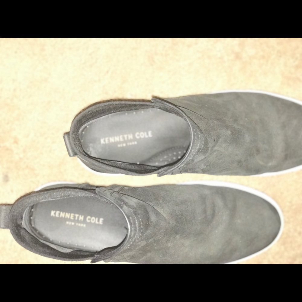 Kenneth Cole Slip Ons